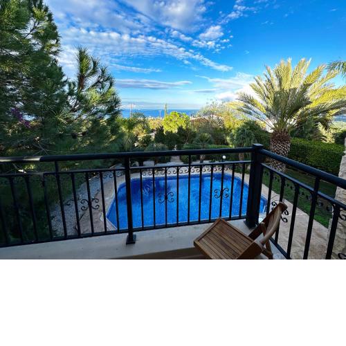 Seaview Villa Daria