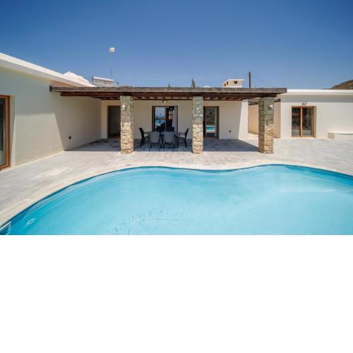 Secret Oasis Villa Ladania