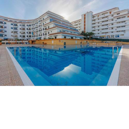 Seguro Spacious apartment with roomy terrace