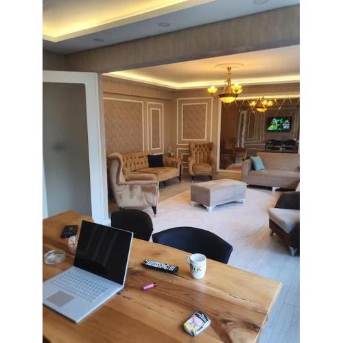 Şehir Merkezinde Otel Konforunda Family House