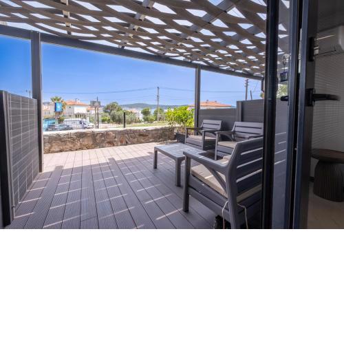 Select Cunda Guest House - Sea View Room with Private Veranda in Cunda Island