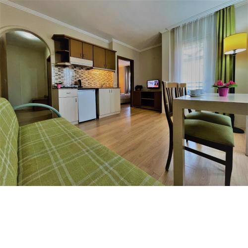 Select Suite & Apart Hotel