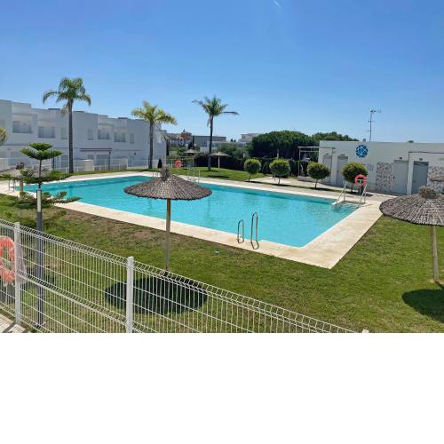 Selecta Fontanilla piscina cerca de la playa