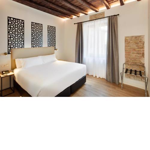 Sercotel Granada Suites