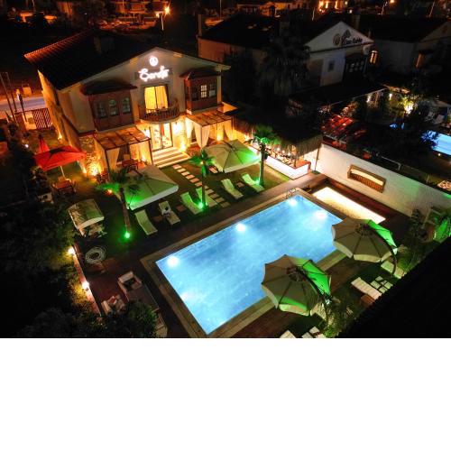 Şerefe Hotel Alaçatı