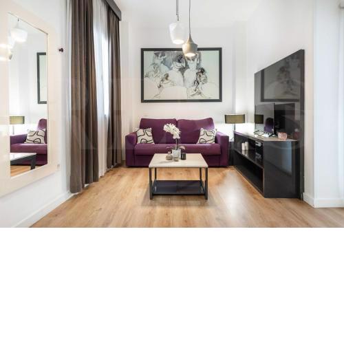 Serene & central apartment by Picasso Museum by REMS