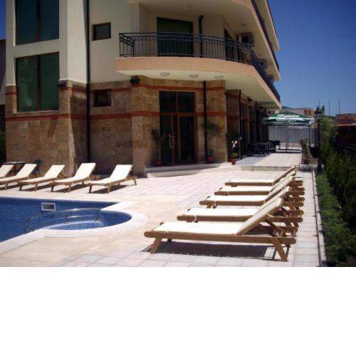 Serenity Hotel