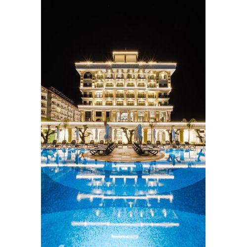 Serenity Queen Hotel
