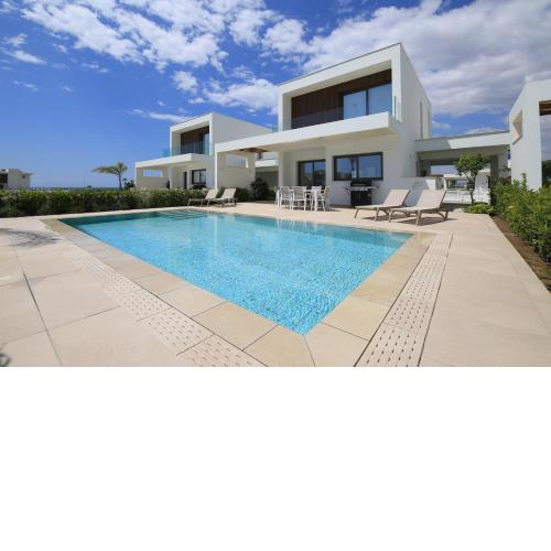 Serenity Waves Villa 27