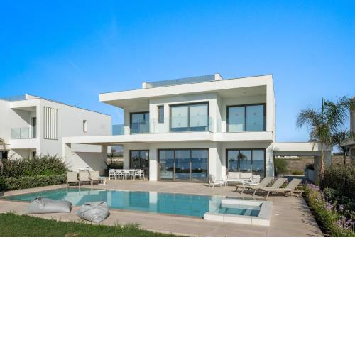 Serenity Waves Villa 3
