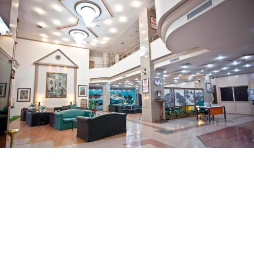 Sergah Hotel