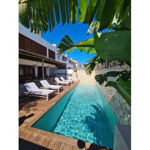 S´Estancia Suites