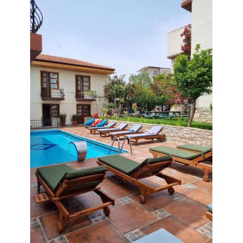 Sezgin Hotel