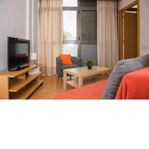 SF2 - Sagrada Familia bright & quiet apartment