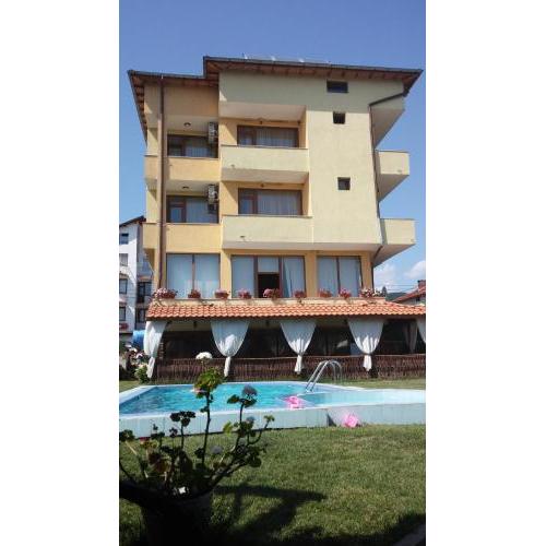 Sharkov Family Hotel