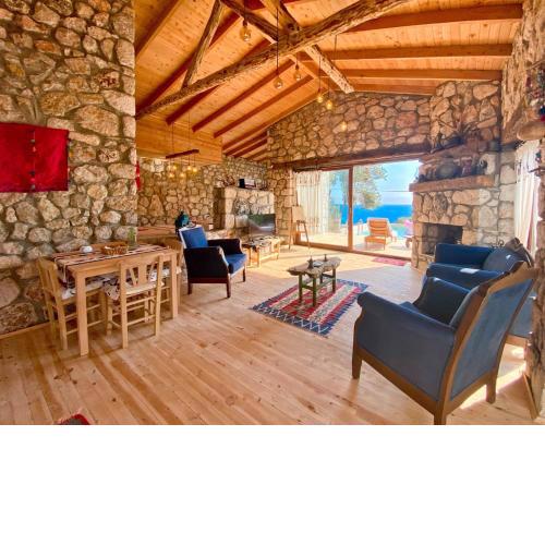 Shavilla Kalkan - Yalı ' da Korunaklı 1+1 Villa