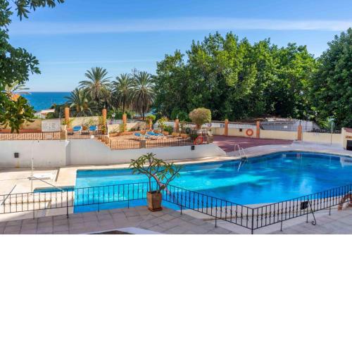 Shoreline apartment in Fuengirola Ref 88
