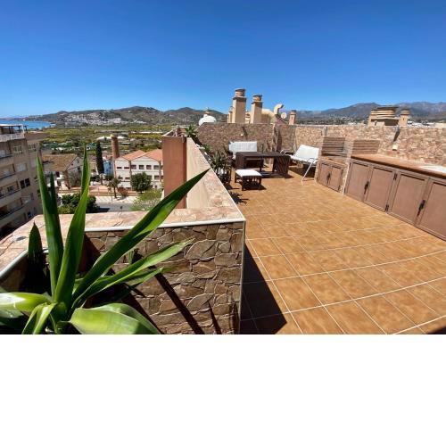 SHR040 Atico con Gran Terraza en centro de Nerja