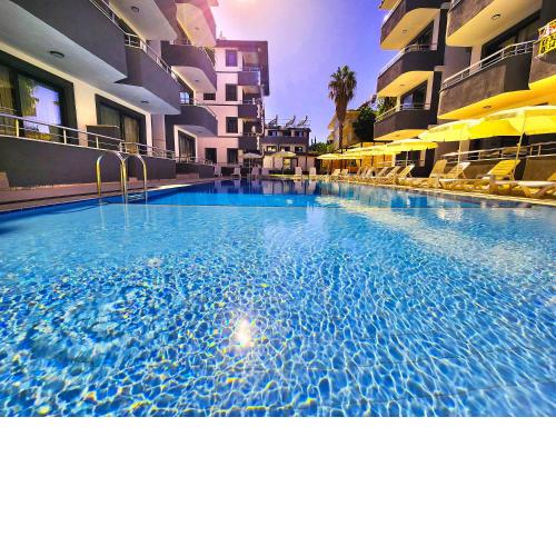 Side kiralık havuzlu 1+1 daire