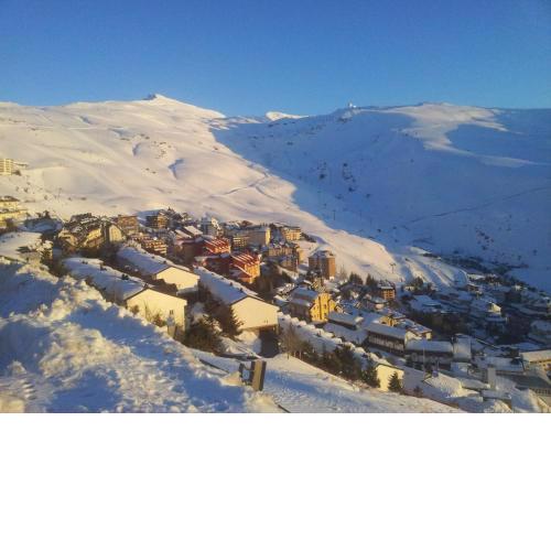 Sierra Nevada piso radiante wifi y parking gratuito