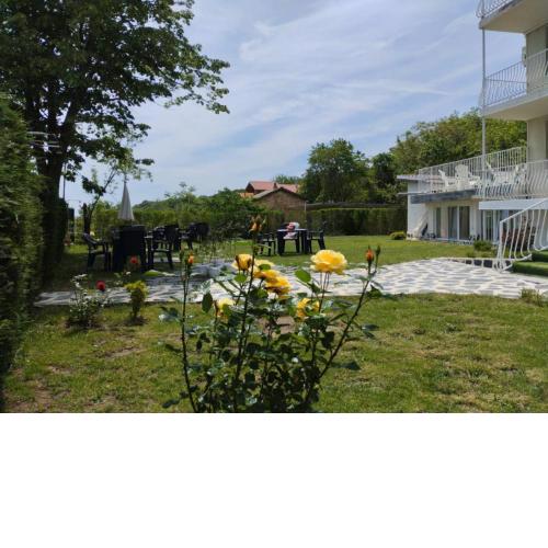 Simada Blue Guesthouse