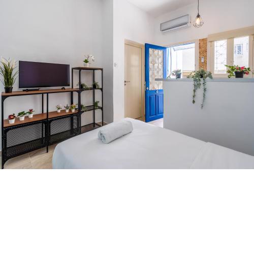 Simba Studio in Larnaca w/ Terrace