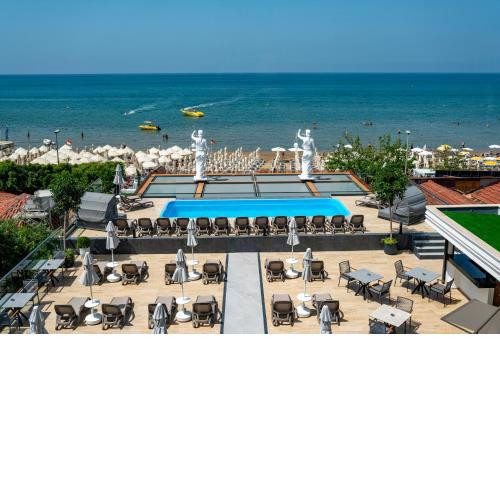 Simus Beach Hotel