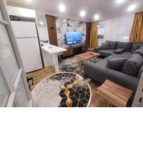 Sisli Holiday 8