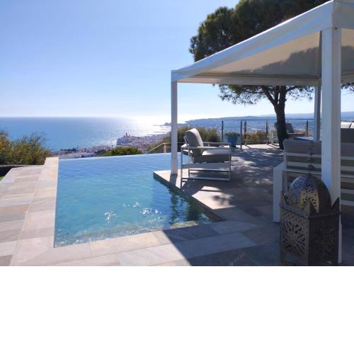 Sitges Spaces Sea View Villa- 6 Bedrooms, 5 bathrooms, 2 private pools, Near center