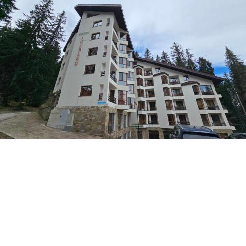 Ski and Holiday Apartments