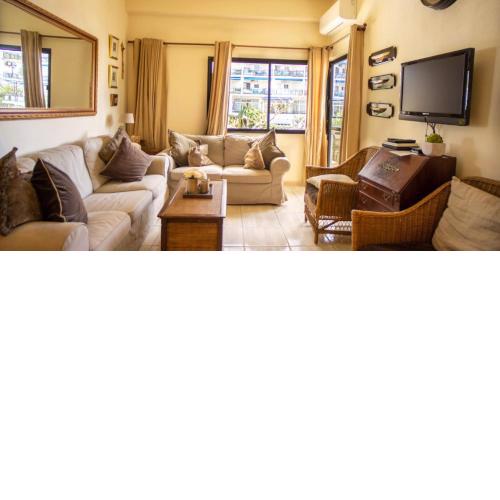 Skol 130. One Bedroom Apartment with Sea Views in Marbella Centre