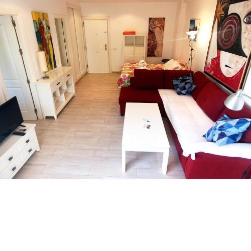 Skol 219. Studio Apartment Skol Marbella with Sea Views