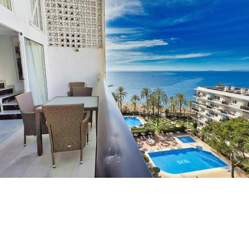 Skol 508 West Facing Duplex Apartment with Amazing Sea Views