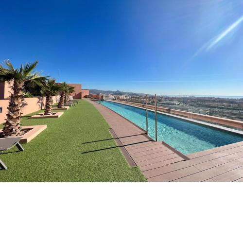 Sky Garden & seasonal pool views by ELE Apartments
