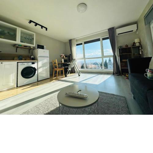 Sky Hills Apartment