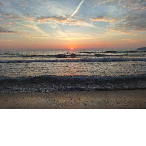 Small sea sunrise