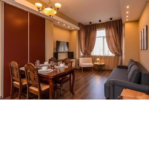 Sofia Dream Apartments - Jazzy Two Bedroom Suite