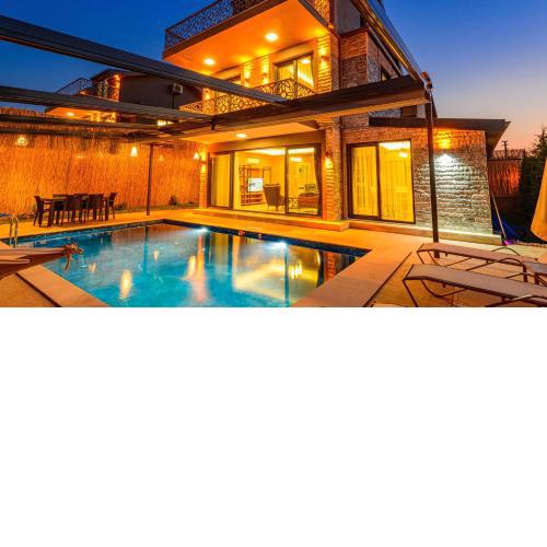 Söğüt 3 - 4 Bedroom with jacuzzi in Fethiye