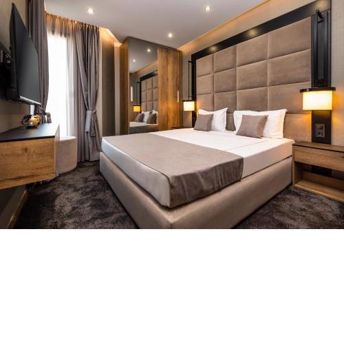 SOHO Apart House