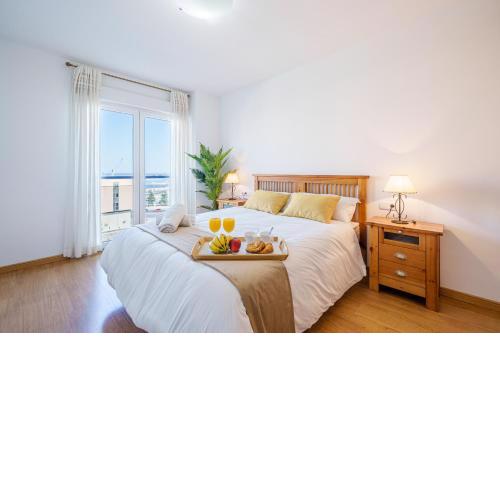 Soho & Sea Views -Parking