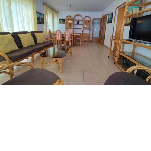 Solarium Parking y Wifi a 100 metros de la playa