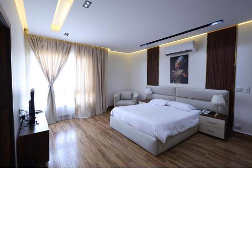 SOLAYA Sunshine inn