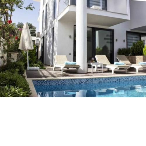Sole Apart wt/ Private Pool& In city center