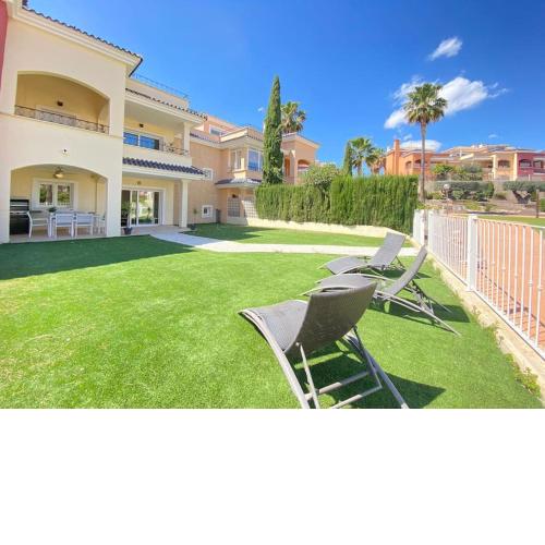 Soleada PBaja con Gran Terraza a pie de piscina Altaona Golf