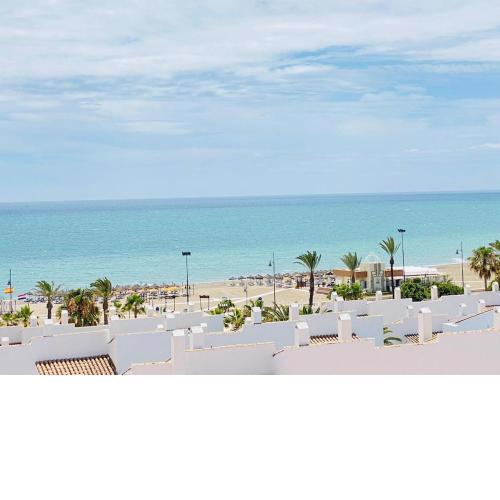 Soleado apartamento reformado 2 hab. en Playamar