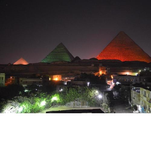Solimar pyramids view inn