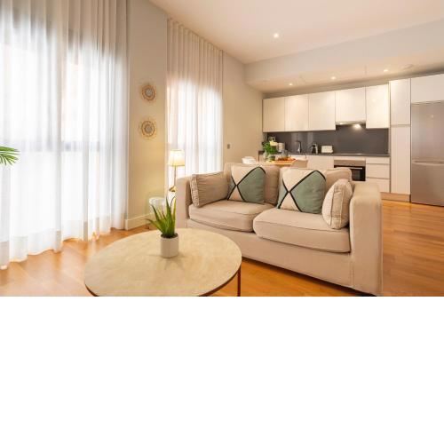 Souviron & old town by ELE Apartments