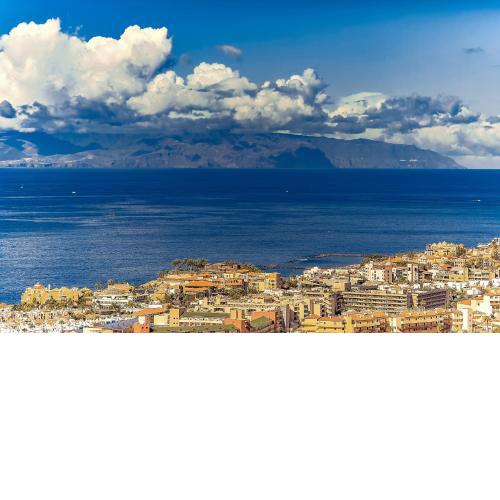 Spacious 2 bedroom Apartment Tenerife South