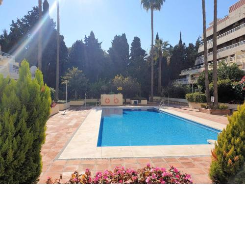 Spacious 3 Bedroom 2nd Line Beach Apartment Marbella Center