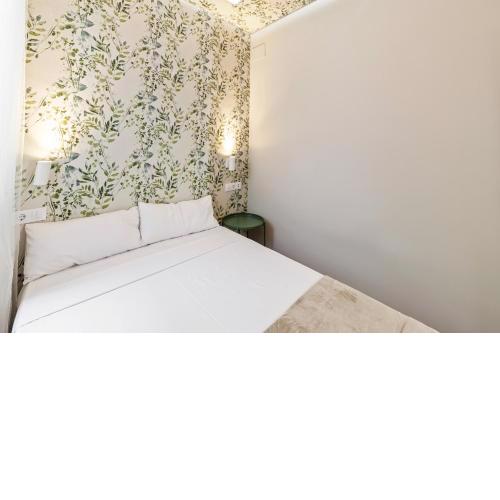 Spacious 3 Bedroom Apartment in Centro